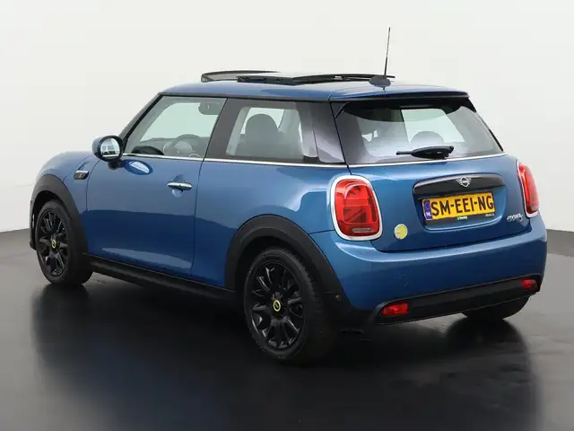 MINI Hatch view 7