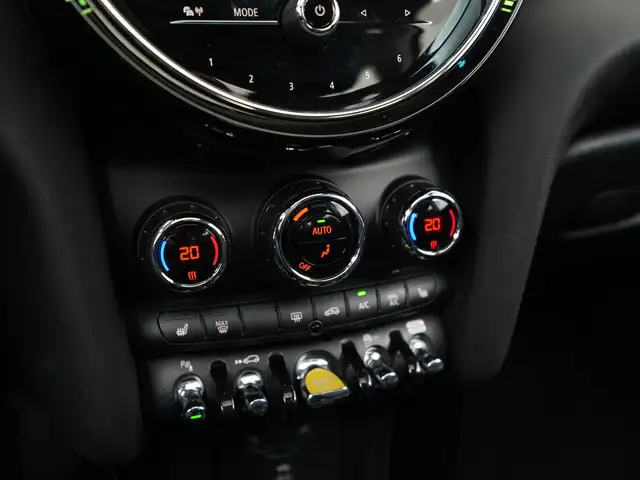 MINI Hatch view 14