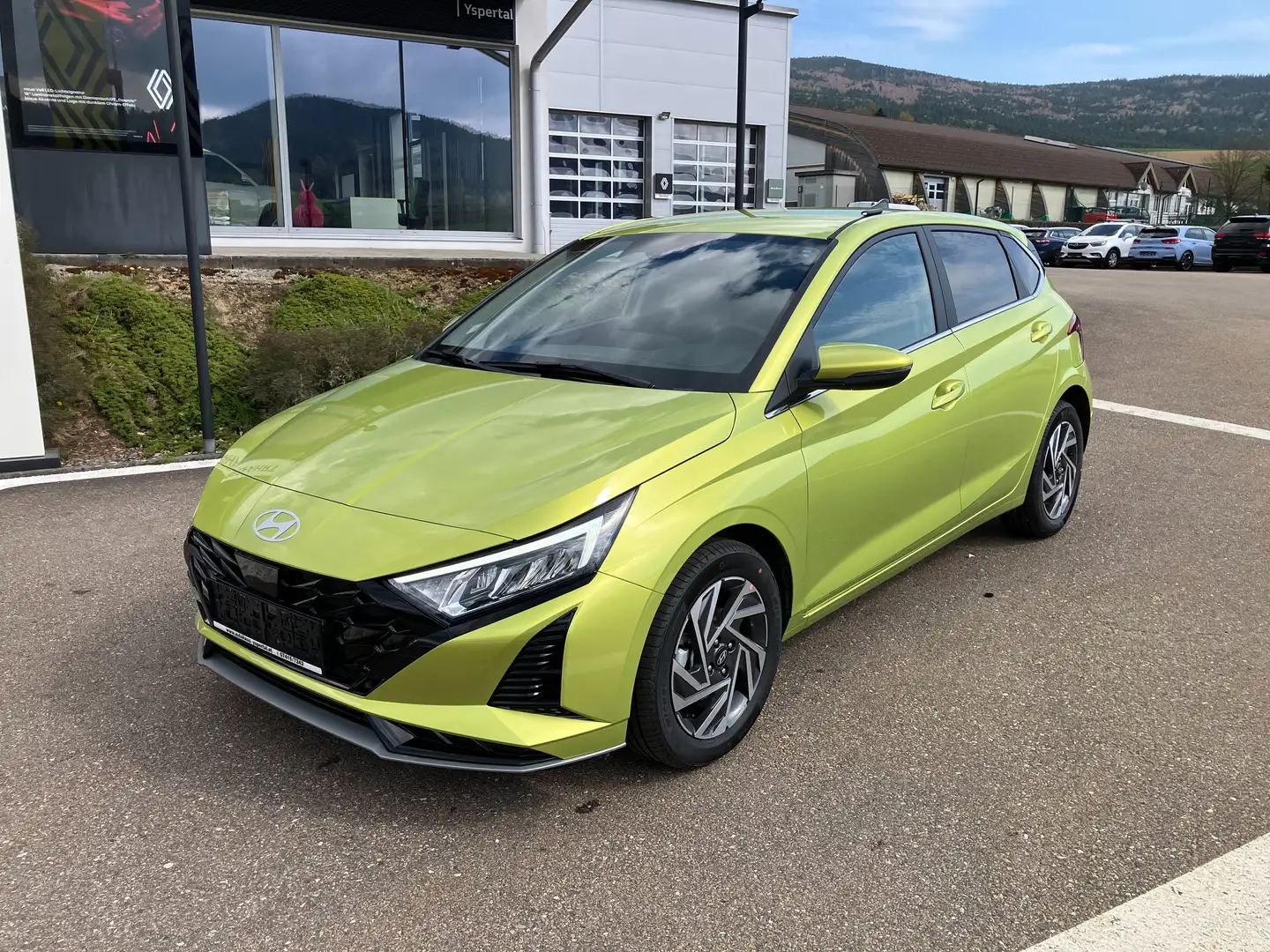 Hyundai i20 GO Plus 1.0 T-GDI DCT Gelb - 2