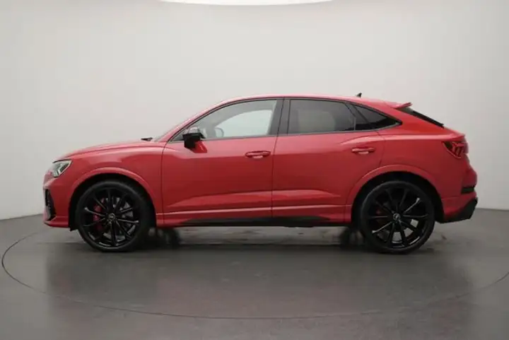 Audi Q3 2022, foto 20