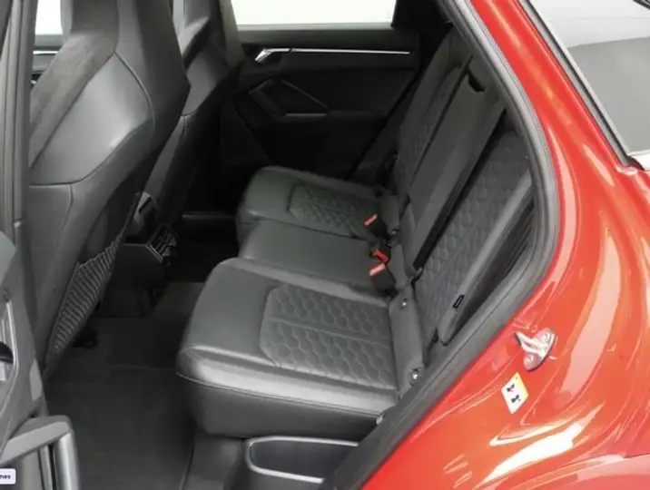 Audi Q3 2022, foto 12