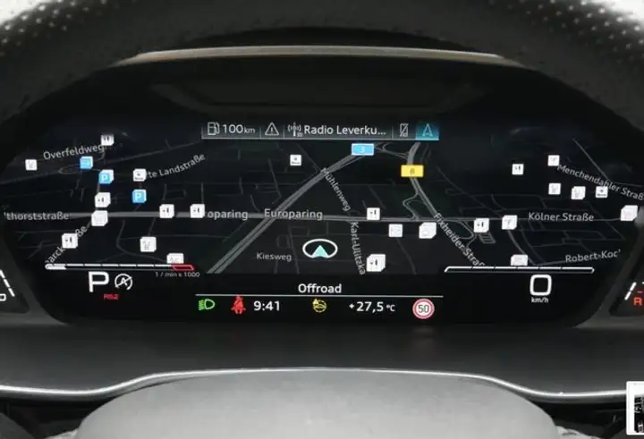 Audi Q3 2022, foto 8