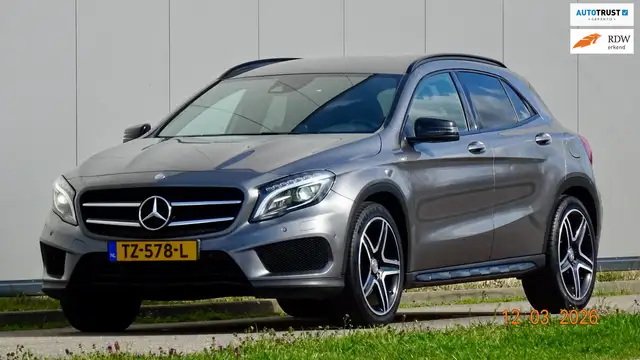 Mercedes-Benz GLA 250 4Matic /// AMG - Edition 1 /// Alcantra/Leer / Dea