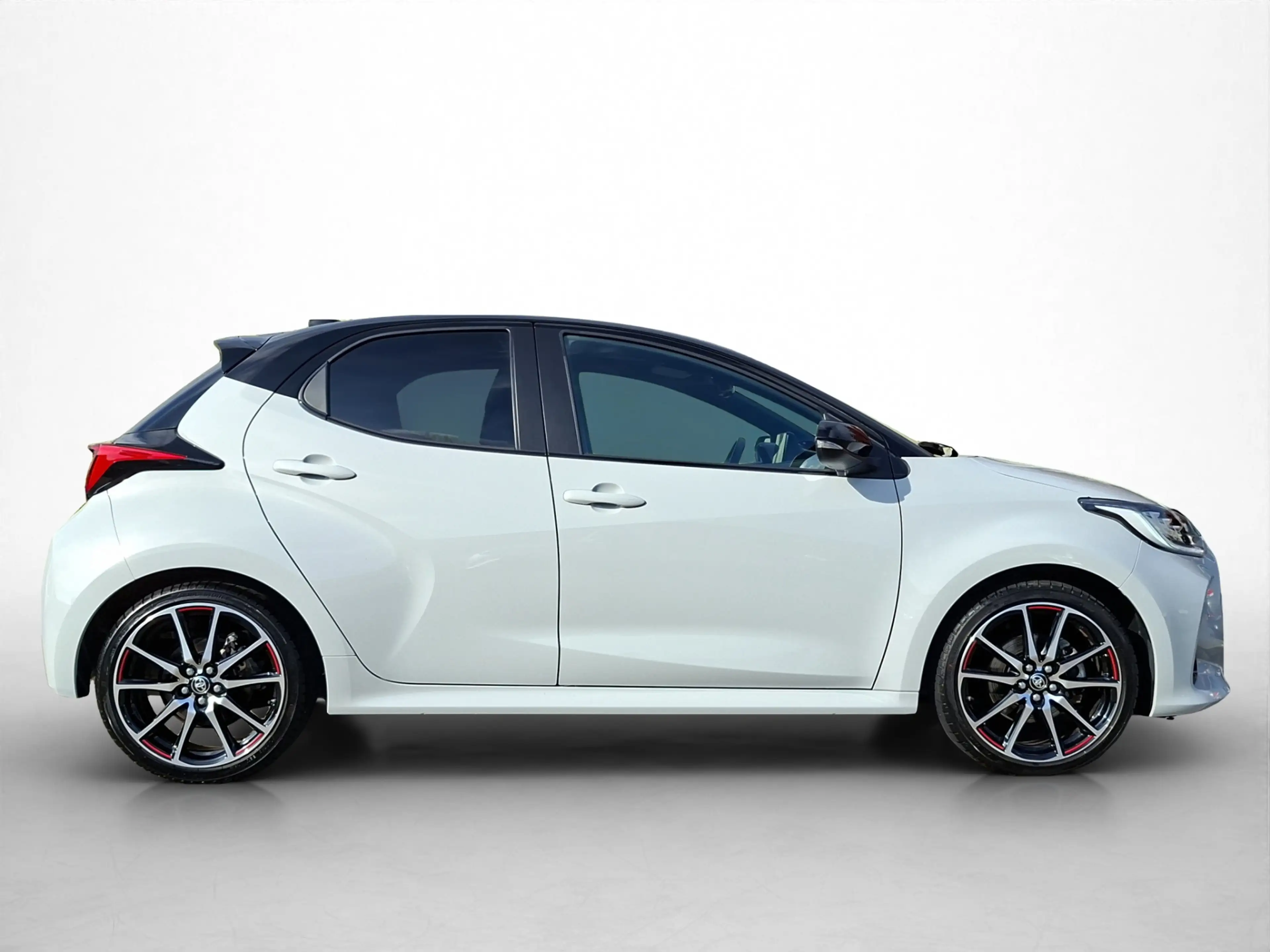 Toyota Yaris 1.5 Hybrid 130 GR SPORT PLUS PACK | Dealer onderho — photo 12