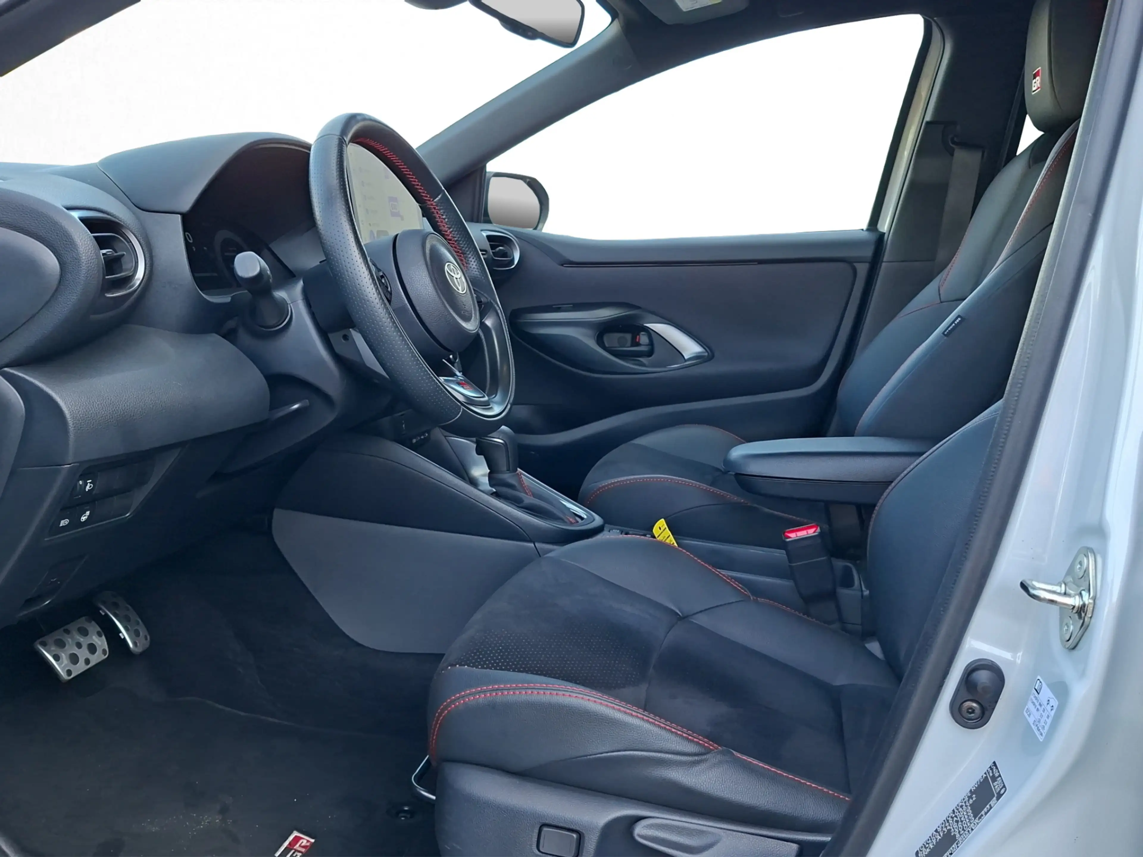 Toyota Yaris 1.5 Hybrid 130 GR SPORT PLUS PACK | Dealer onderho — photo 15
