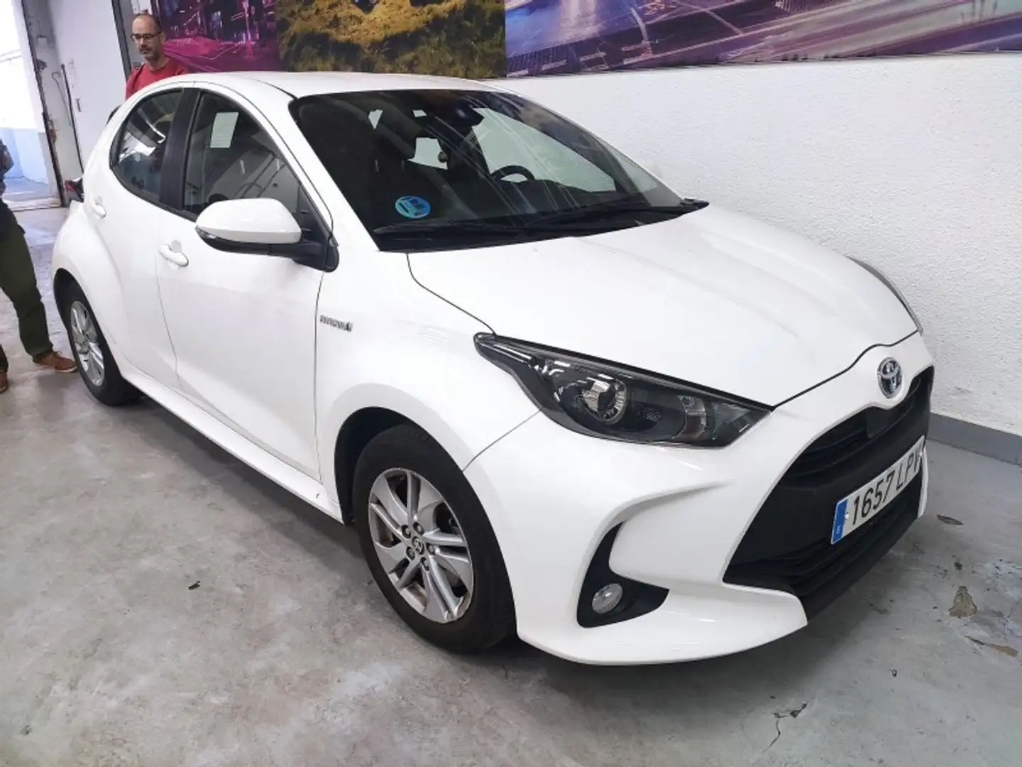 Toyota Yaris 1.5 120H Active Tech Blanco - 1