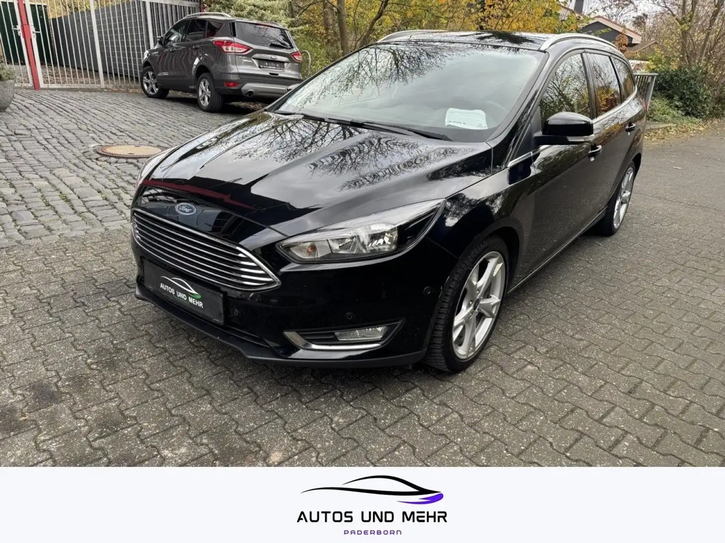 Ford Focus Turnier Titanium Klima Navi Schwarz - 1