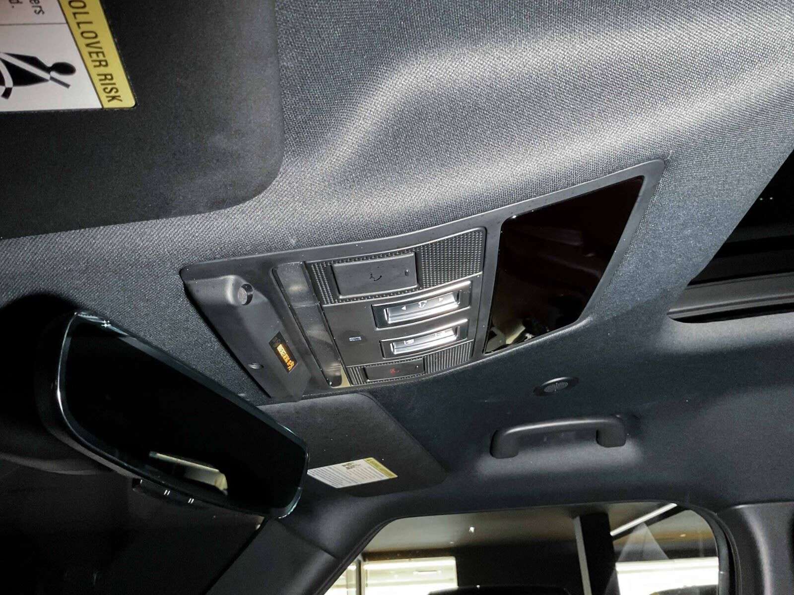 2023 Land Rover Defender SE | Sunroof | Navigation | Bluetooth | Heated Sea thumb 18