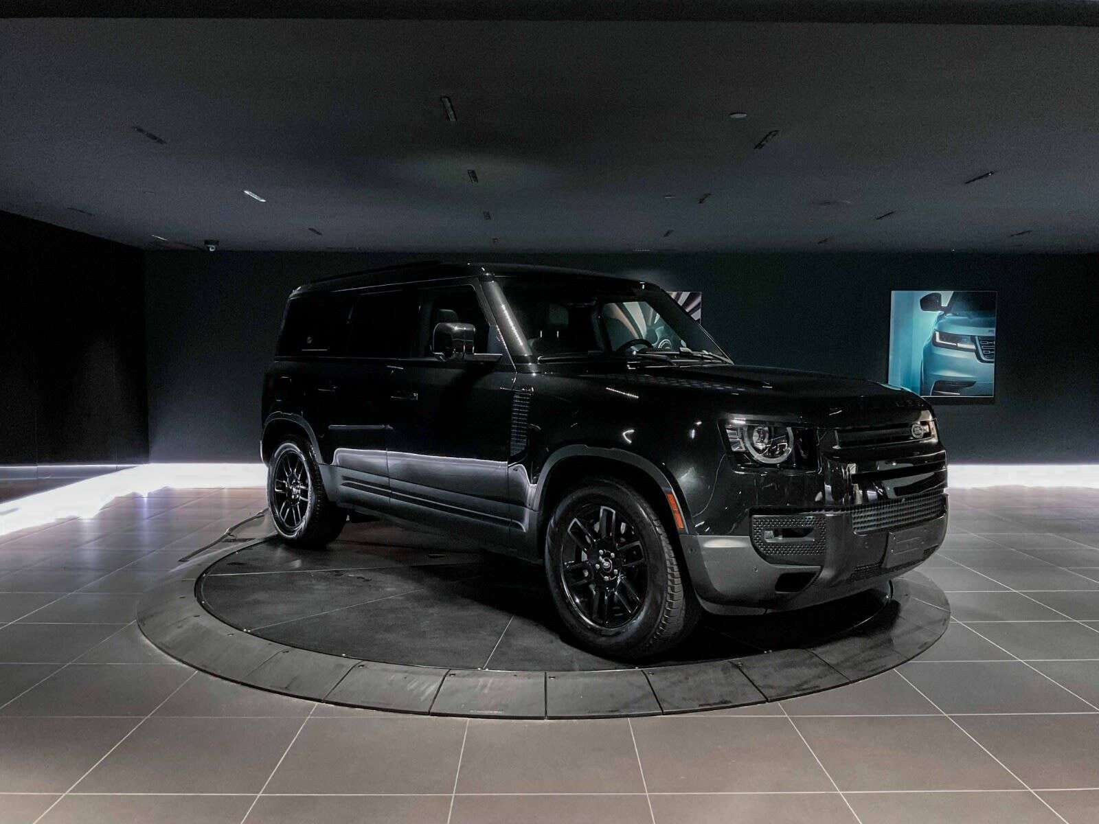 2023 Land Rover Defender SE | Sunroof | Navigation | Bluetooth | Heated Sea alt 3