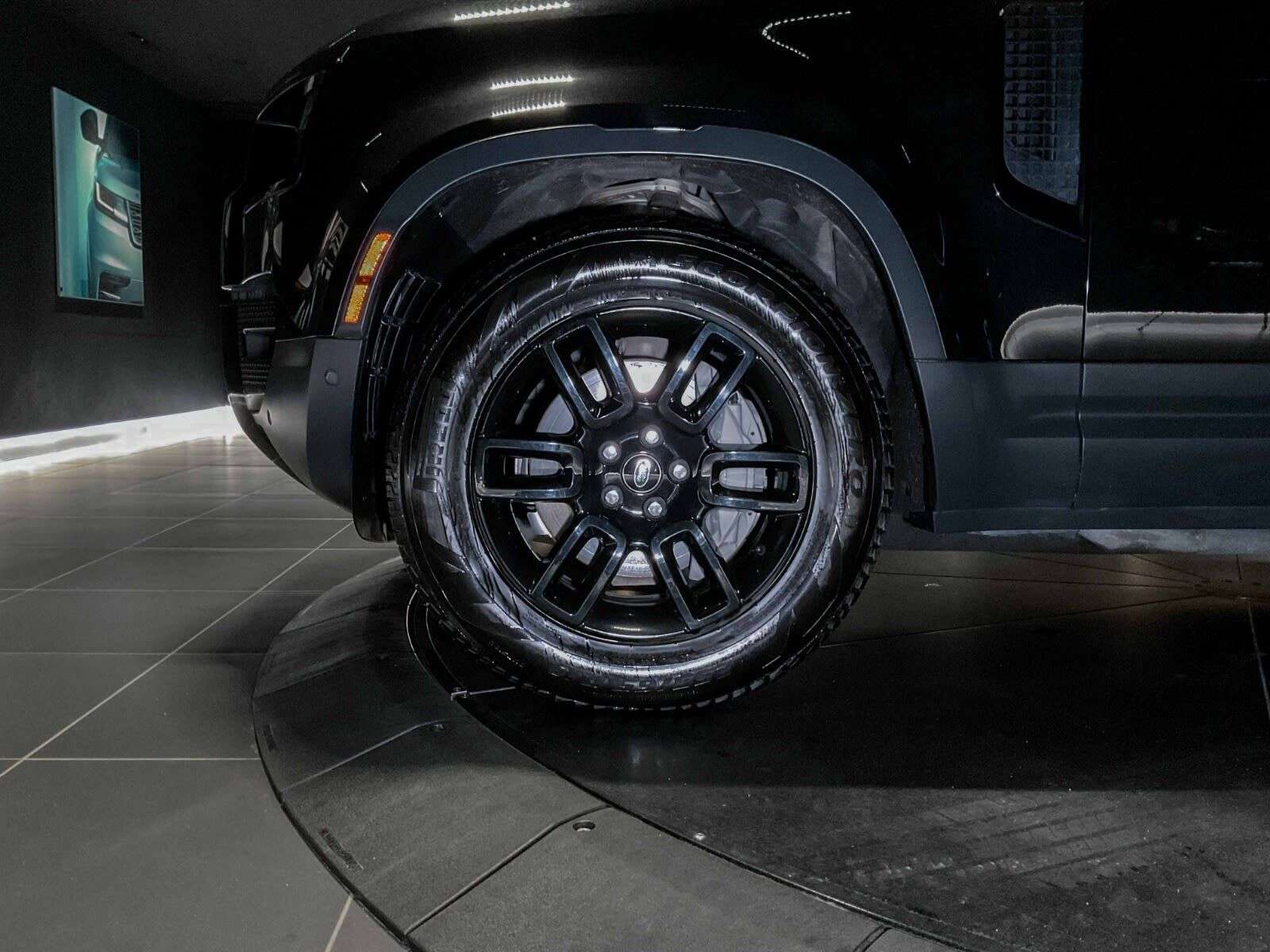 2023 Land Rover Defender SE | Sunroof | Navigation | Bluetooth | Heated Sea thumb 10