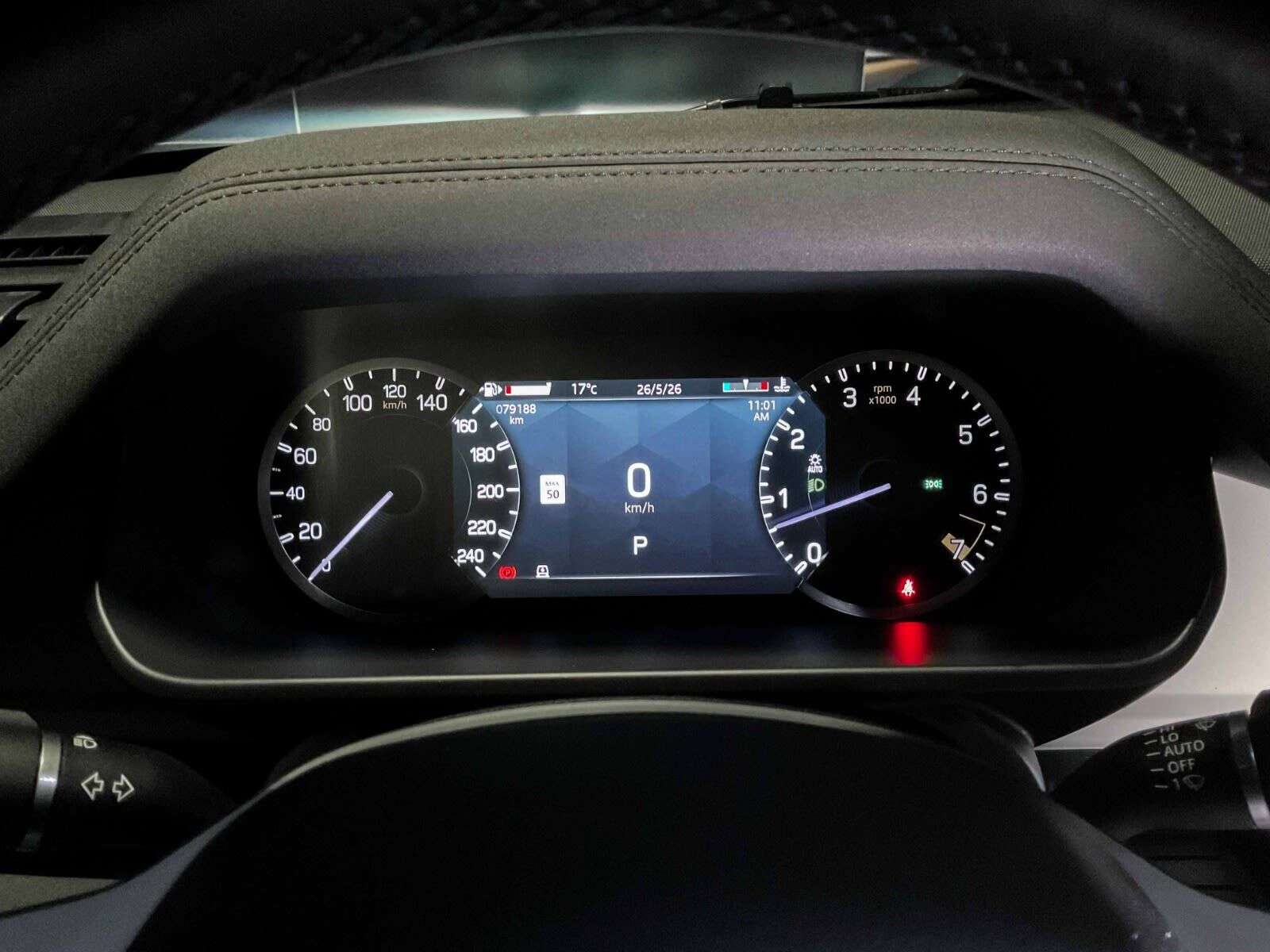 2023 Land Rover Defender SE | Sunroof | Navigation | Bluetooth | Heated Sea thumb 13