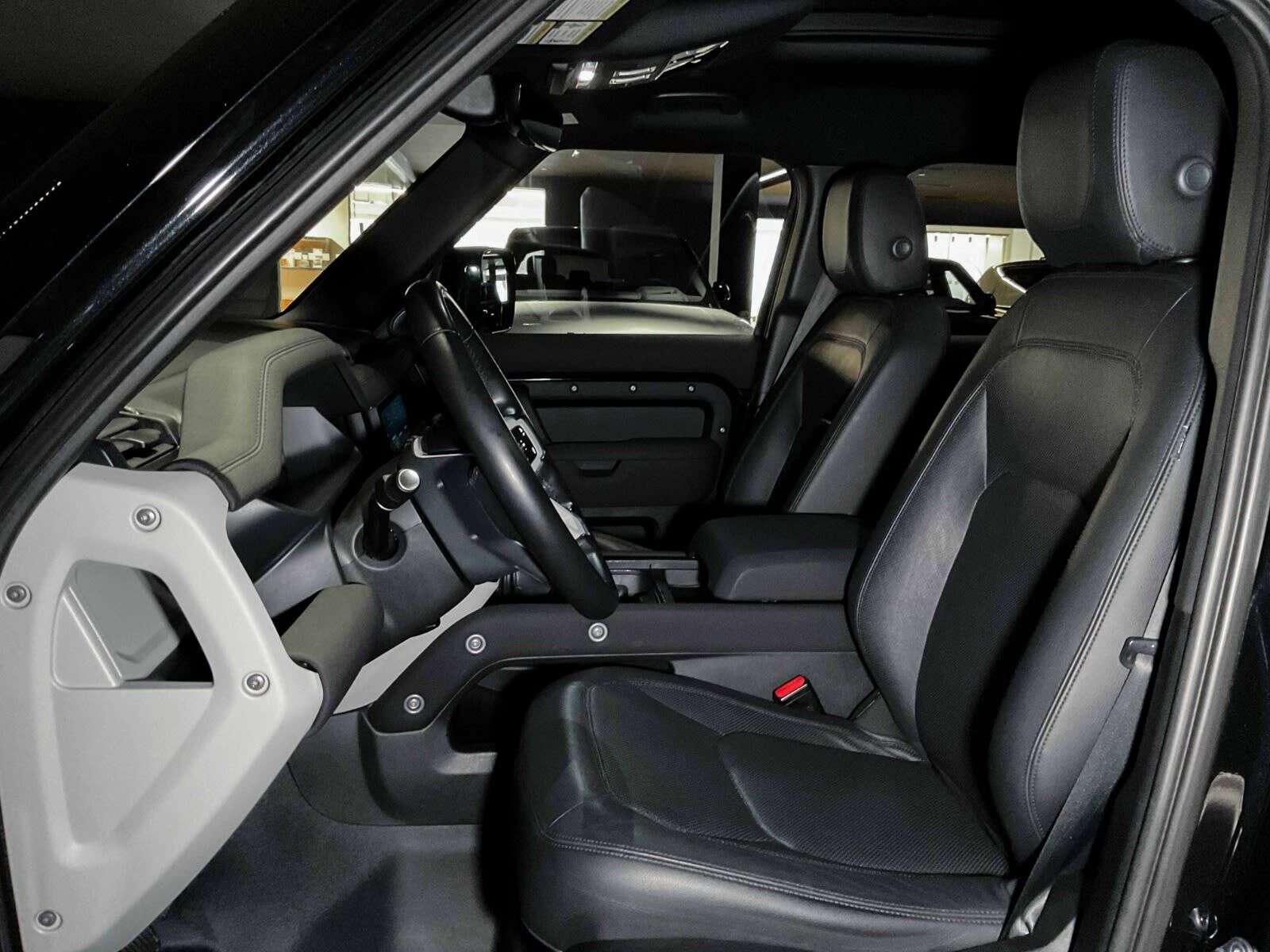 2023 Land Rover Defender SE | Sunroof | Navigation | Bluetooth | Heated Sea thumb 11