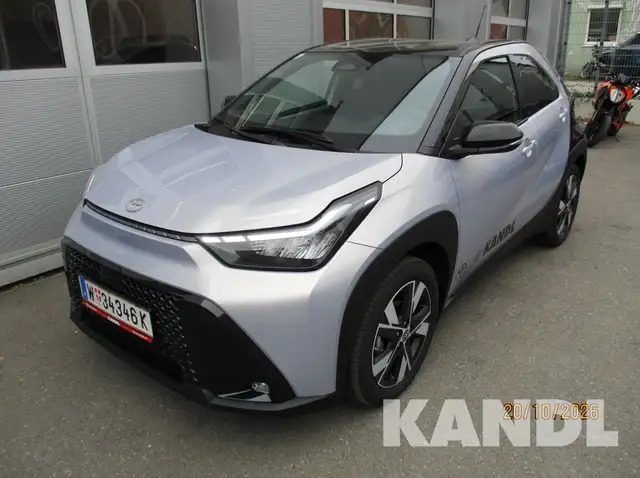 Toyota Aygo X 1.5 HSD TEAMPLAYER AUT