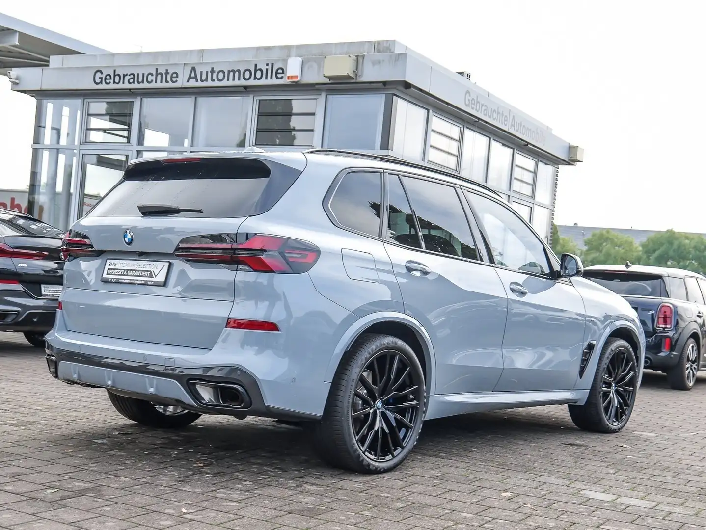 BMW X5 xDrive30d M Sport Pro PANO ACC AHK RFK 22" Grau - 2