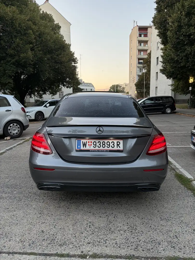 Mercedes-Benz E 220 d Avantgarde Aut. - 2