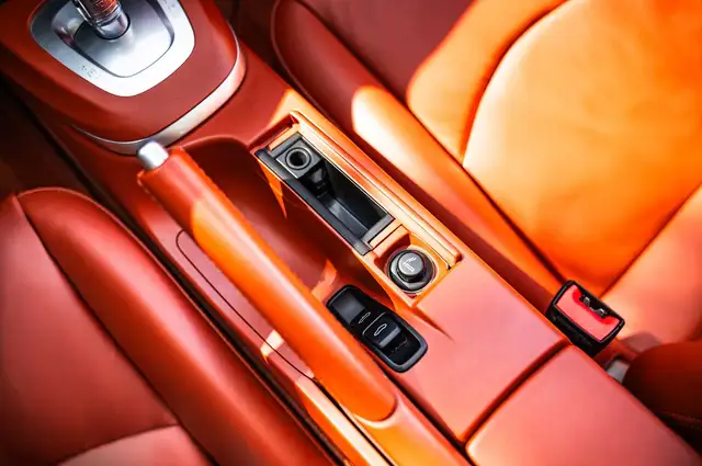 Porsche 911 view 9