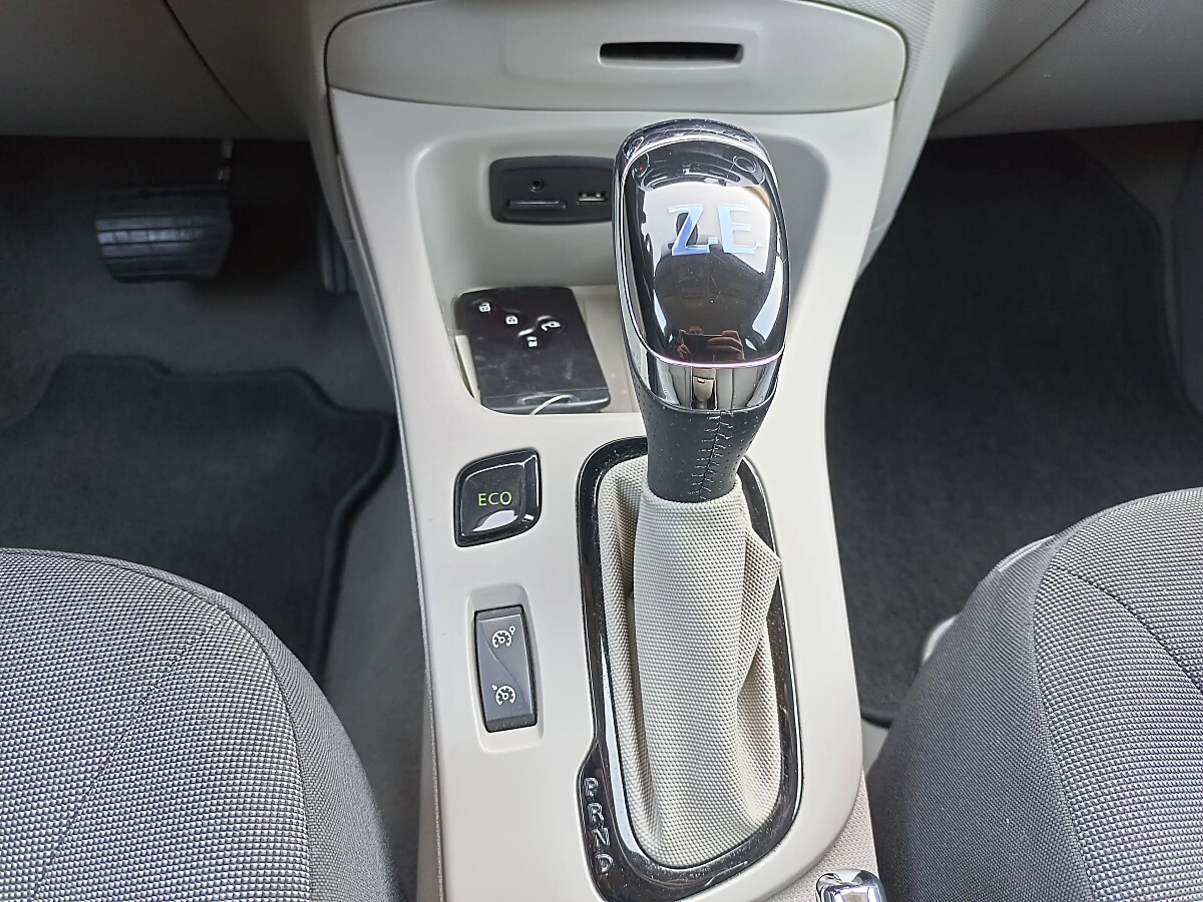 Renault ZOE Zoe Q210 22kWh Intens inkl. Akku *Keyless*KLIMA... — photo 13