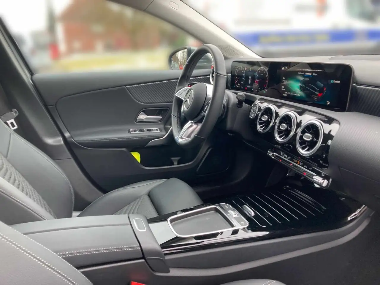 Mercedes-Benz A 200 Progressive Adv.+LED+360°Kam+Navi+Winter-P 11