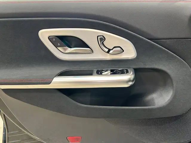 Mercedes-Benz CLA view 13