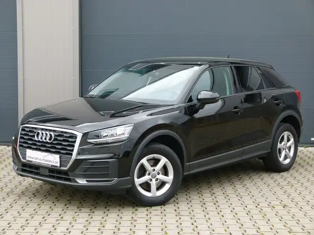 Audi Q2 desing S-tronic 1-Hand AHK Navi PDC Tempom.