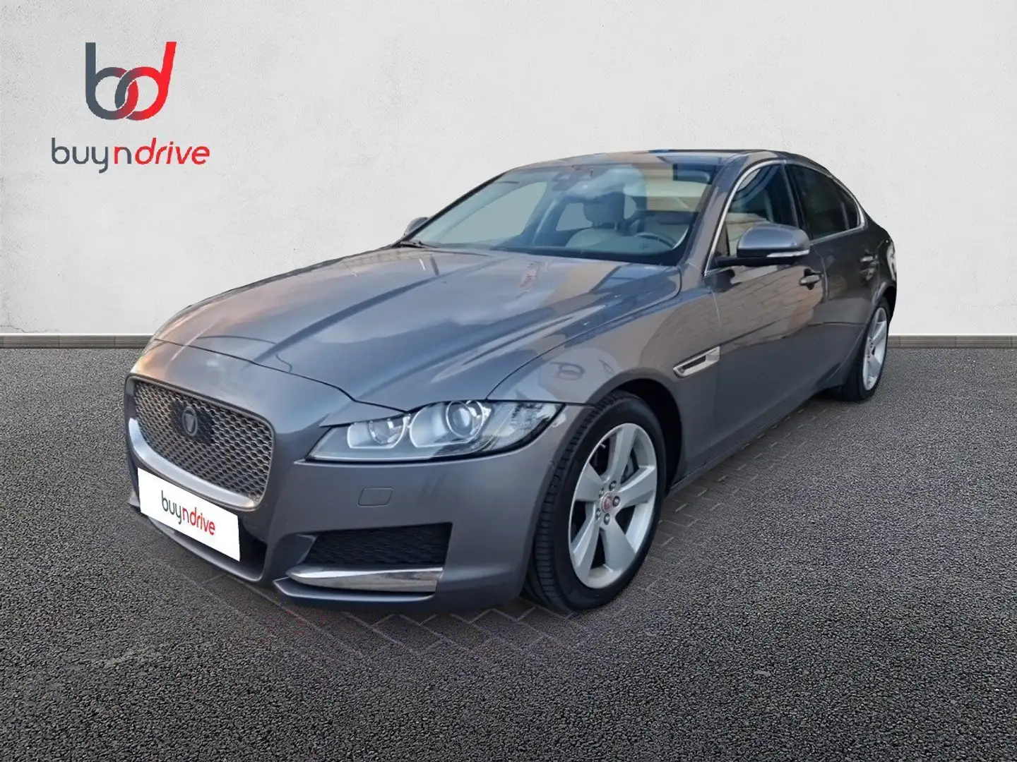 Jaguar XF 3.0TDV6 Prestige Aut. Grijs - 1