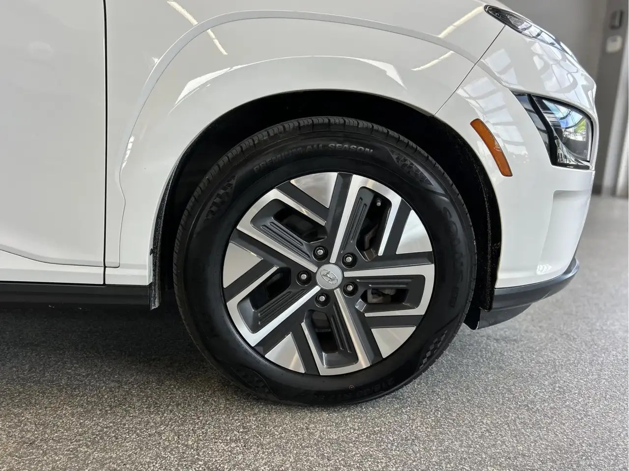 Hyundai KONA photo Hyundai KONA