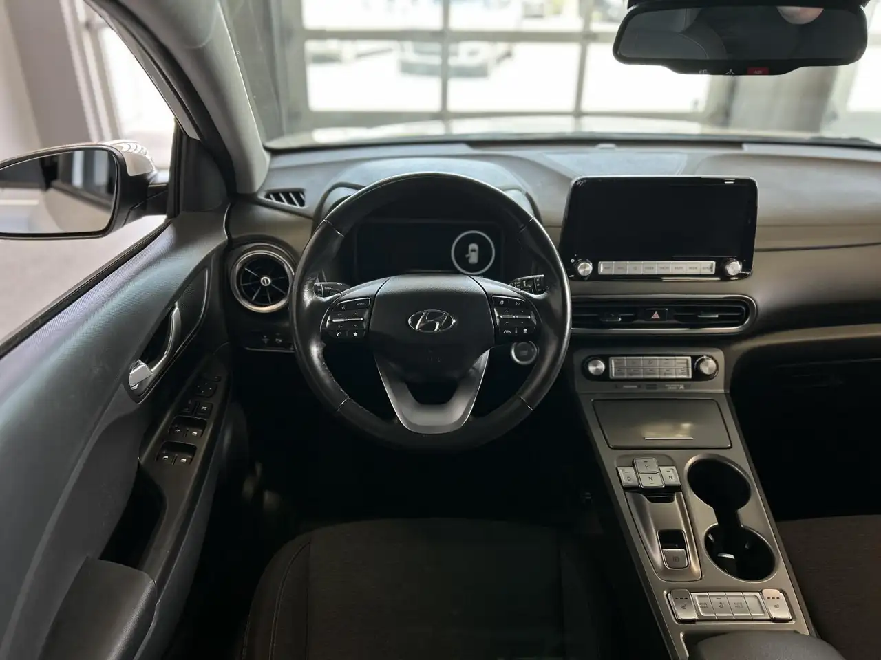Hyundai KONA photo Hyundai KONA