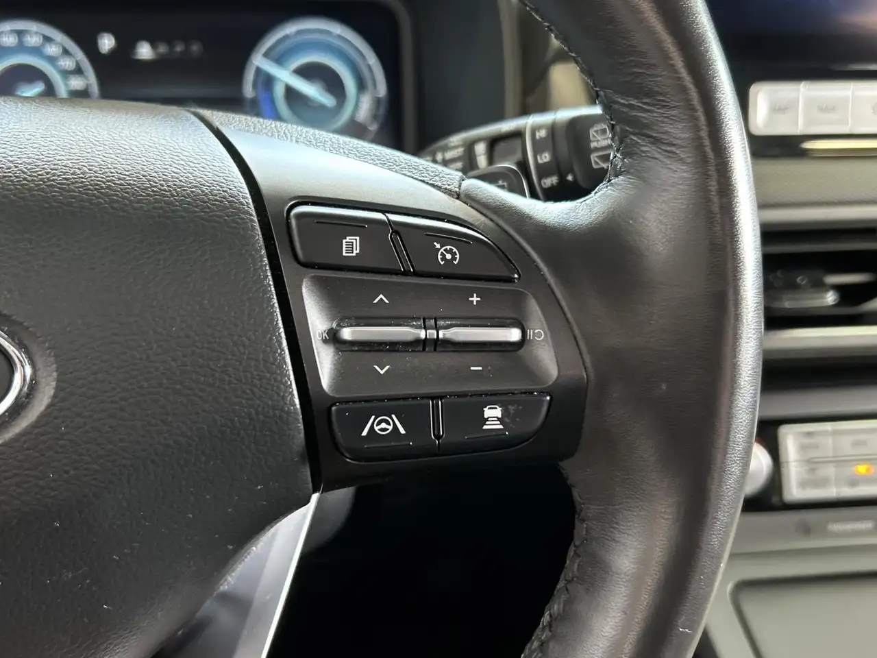 Hyundai KONA photo Hyundai KONA