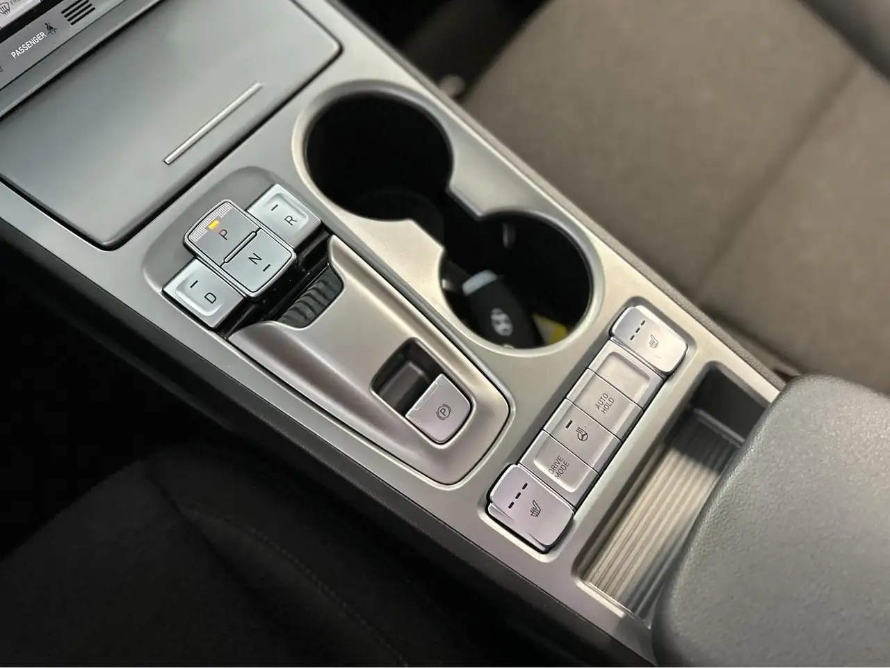 Hyundai KONA photo Hyundai KONA