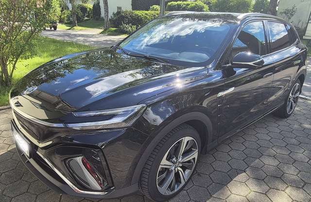 Imagine MG Marvel R Luxury