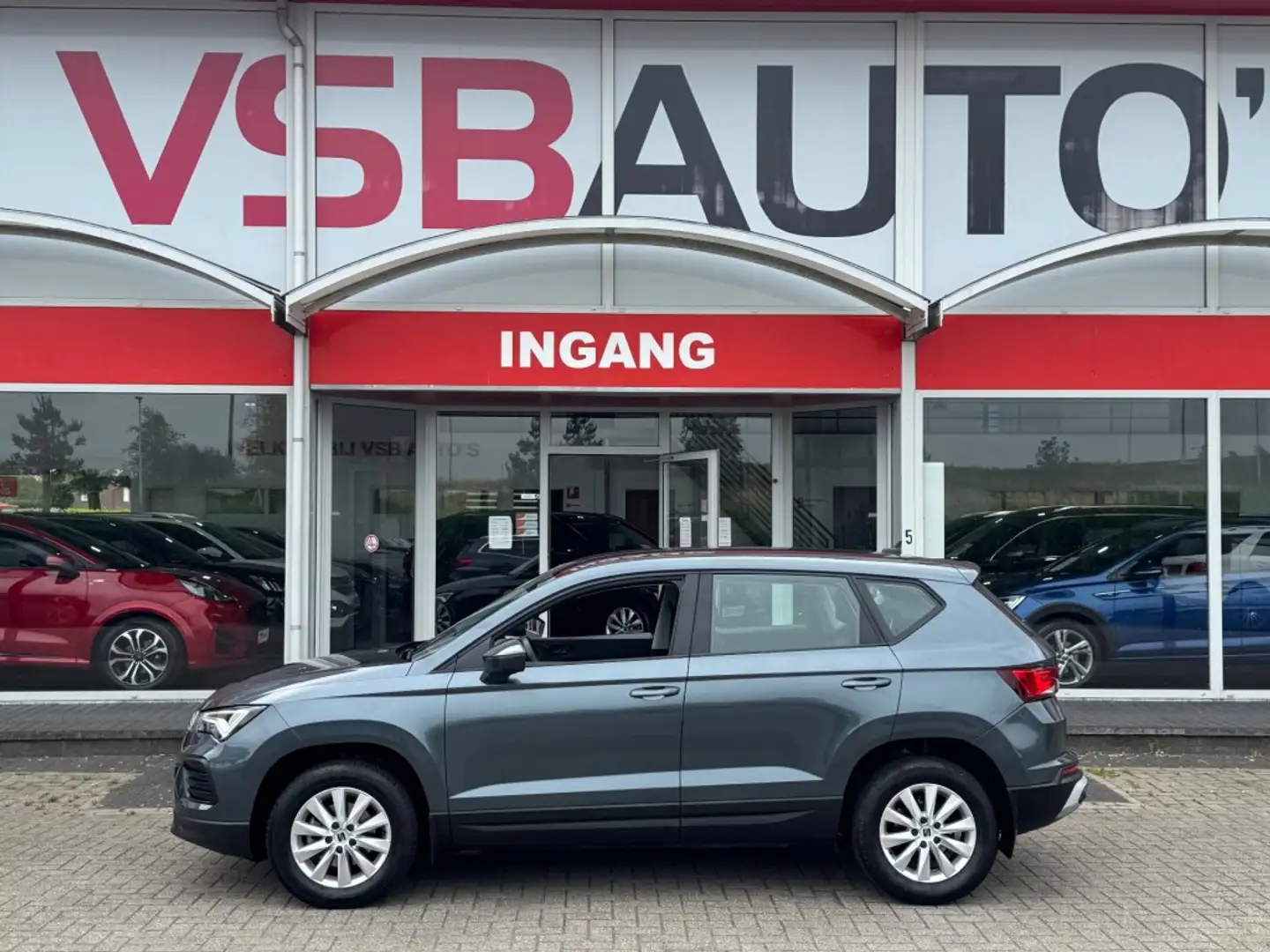 SEAT Ateca 1.0 TSI 115PK FACELIFT LED AIRCO LMV PDC ESP Grijs - 2
