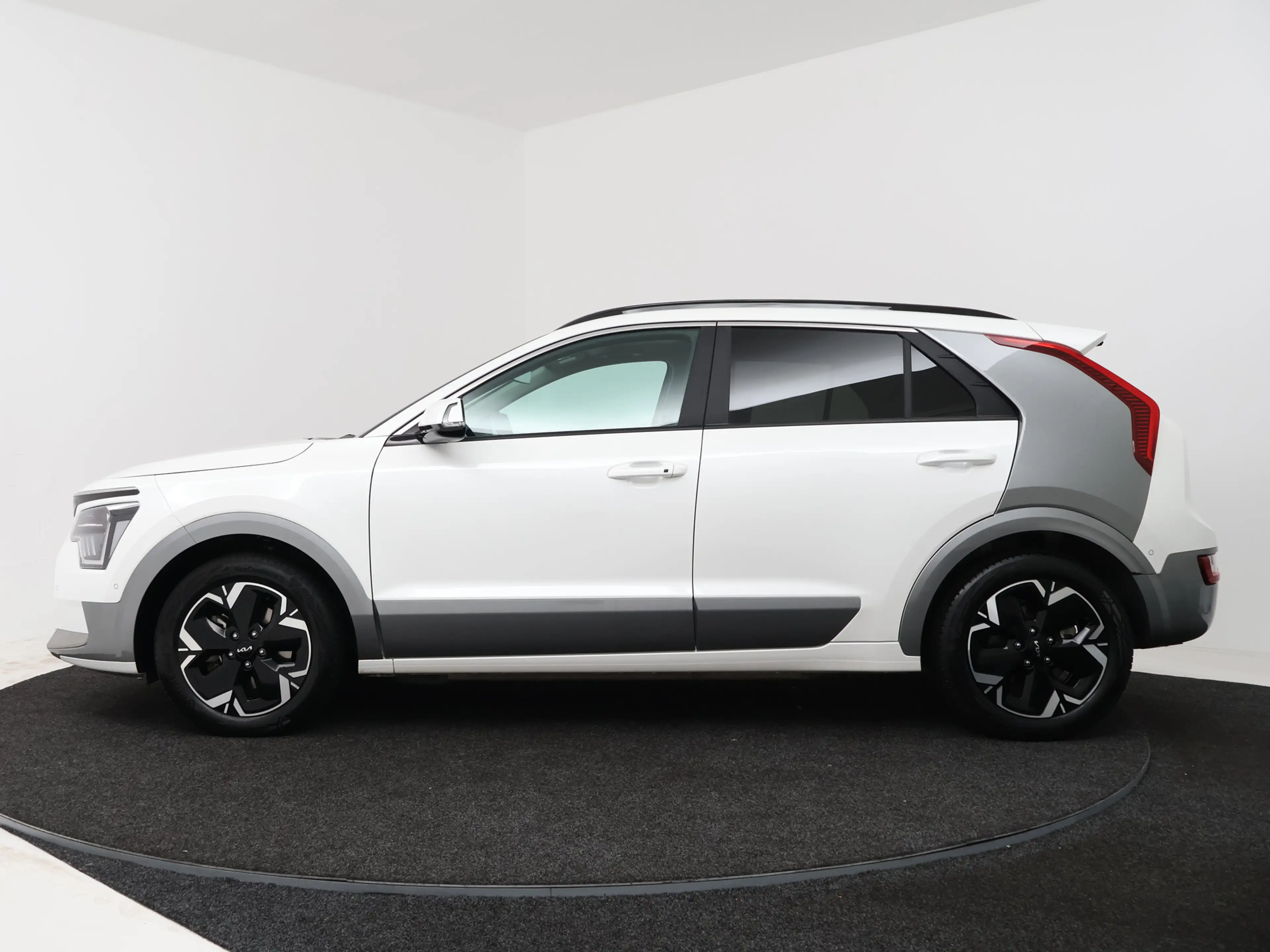 Kia e-Niro EV ExecutiveLine 64.8 kWh | Schuifdak | Stoelverwa — photo 3