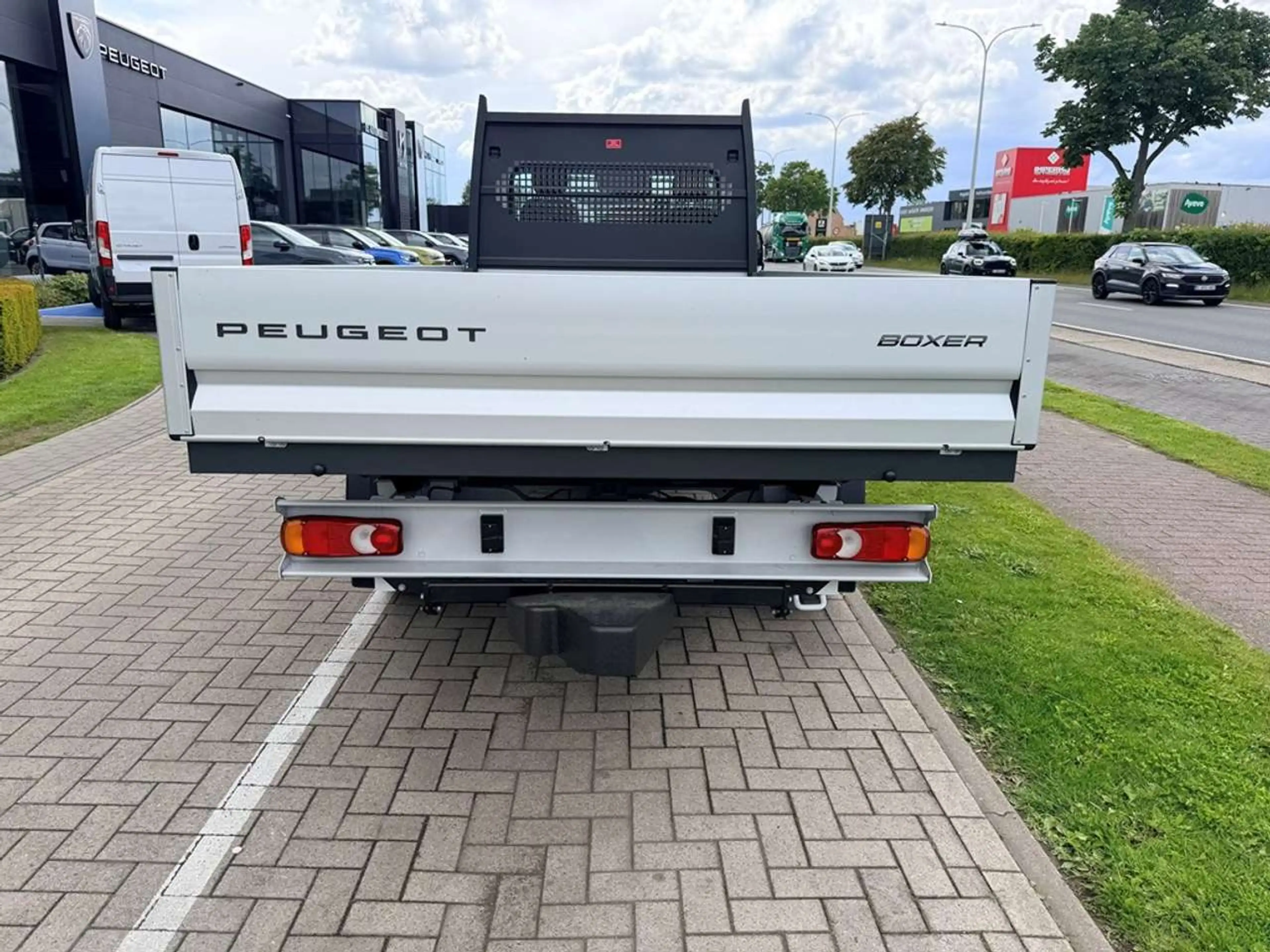 Peugeot Boxer L3 Automaat 180PK Open Laadbak *STOCK* — photo 5