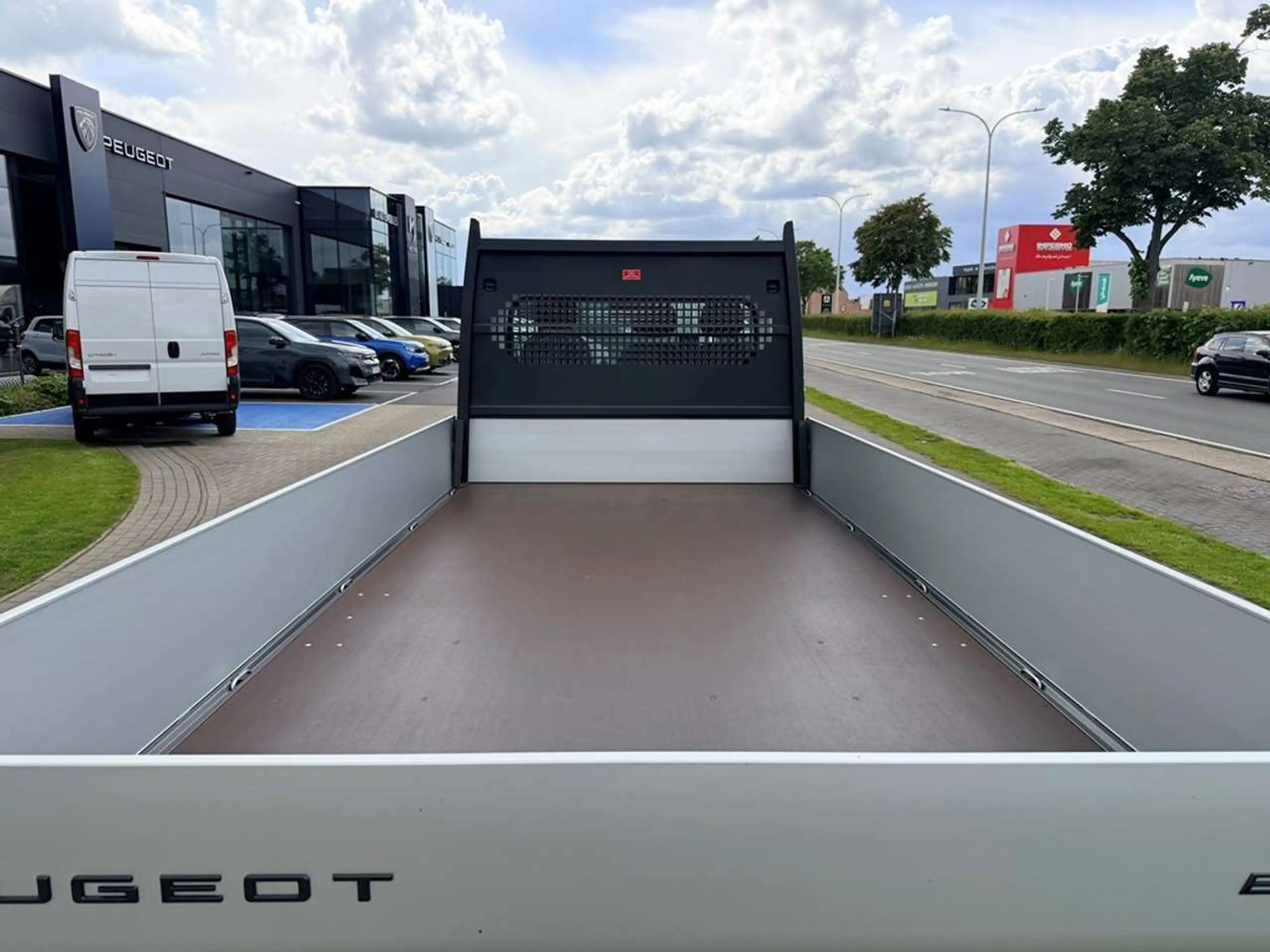 Peugeot Boxer L3 Automaat 180PK Open Laadbak *STOCK* — photo 8