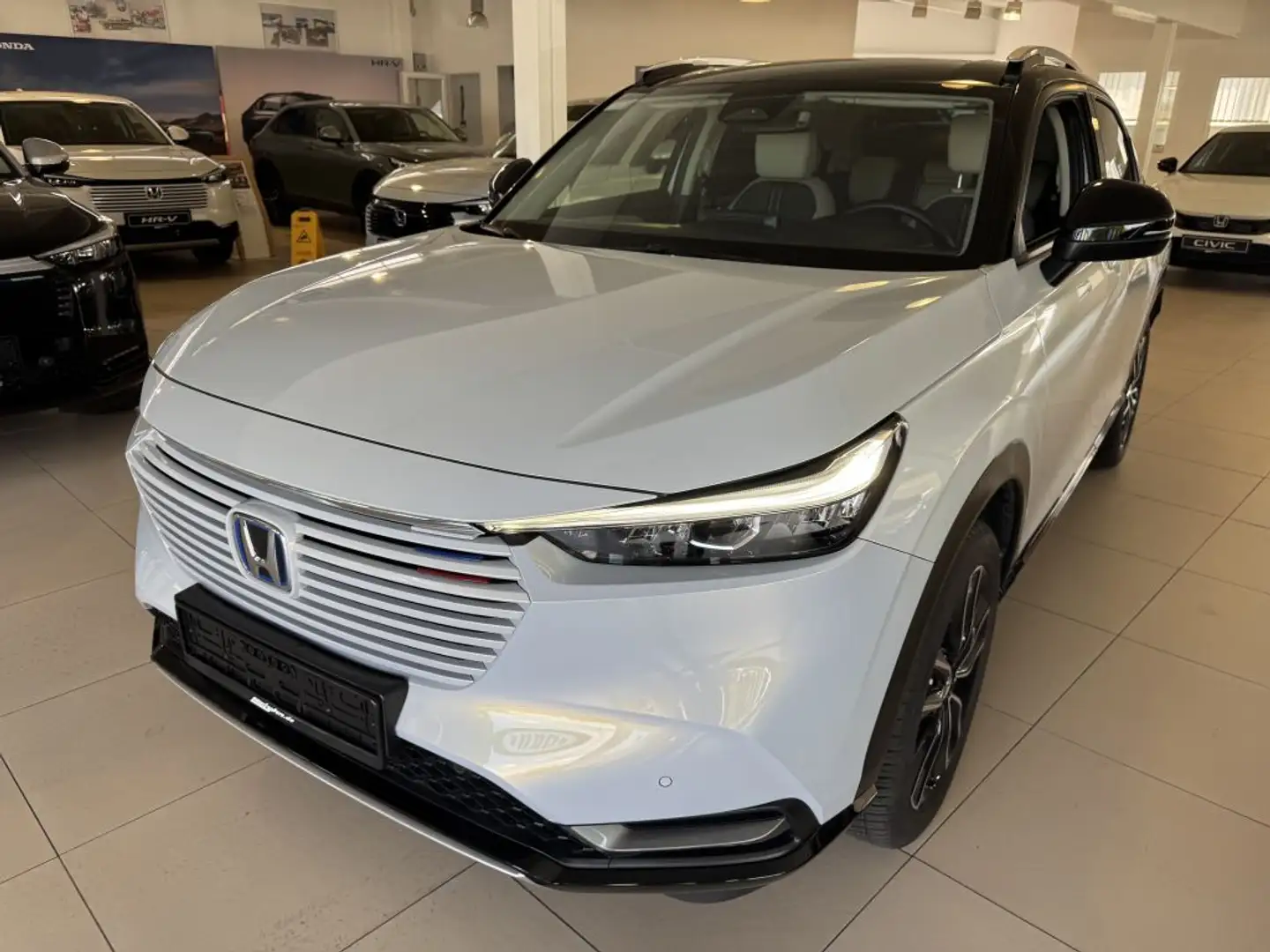 Honda HR-V e:HEV 1.5 i-MMD Hybrid Advance Style Weiß - 2