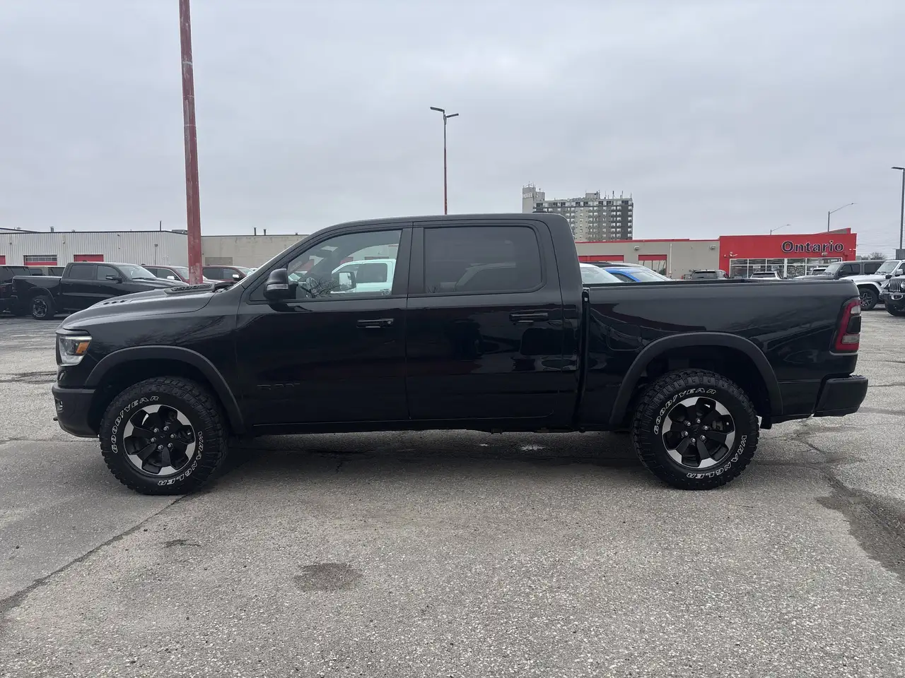 RAM 1500 снимка RAM 1500