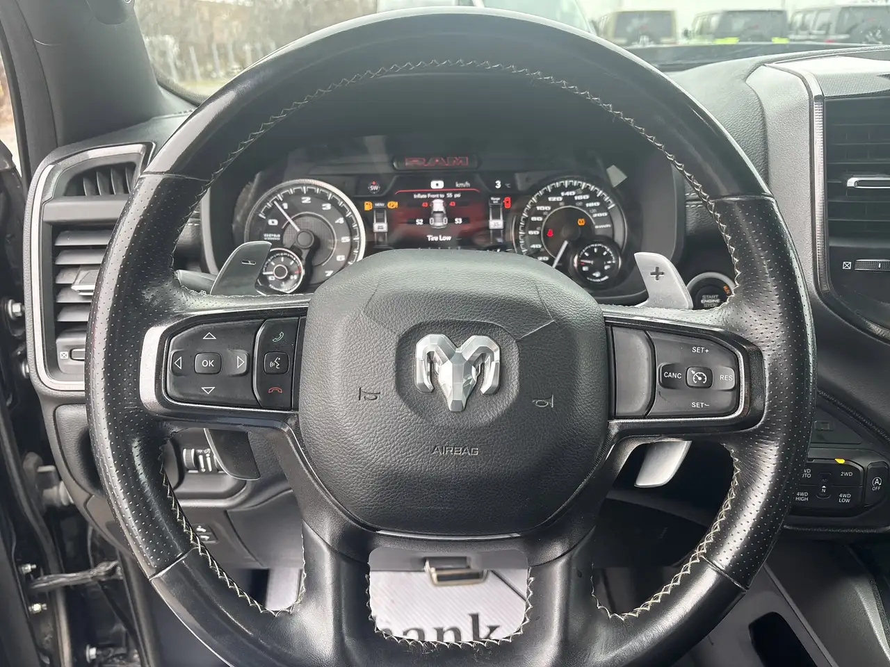 RAM 1500 снимка RAM 1500