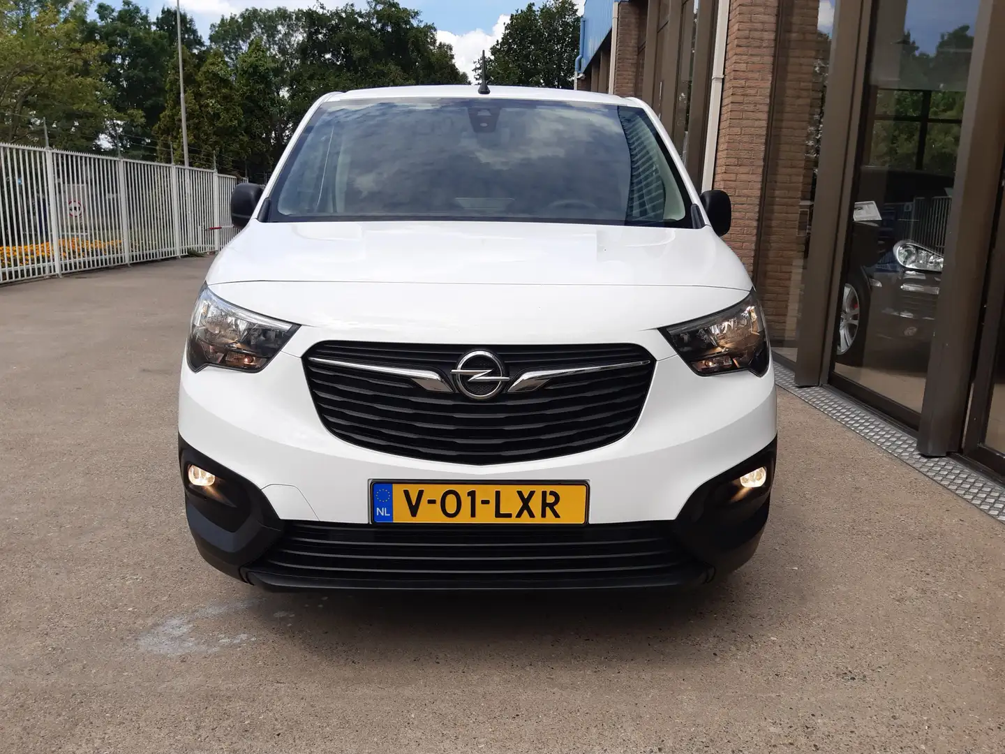 Opel Combo 102Pk Airco Cruisecontrol Achteruitrijcamera 35925 Wit - 2