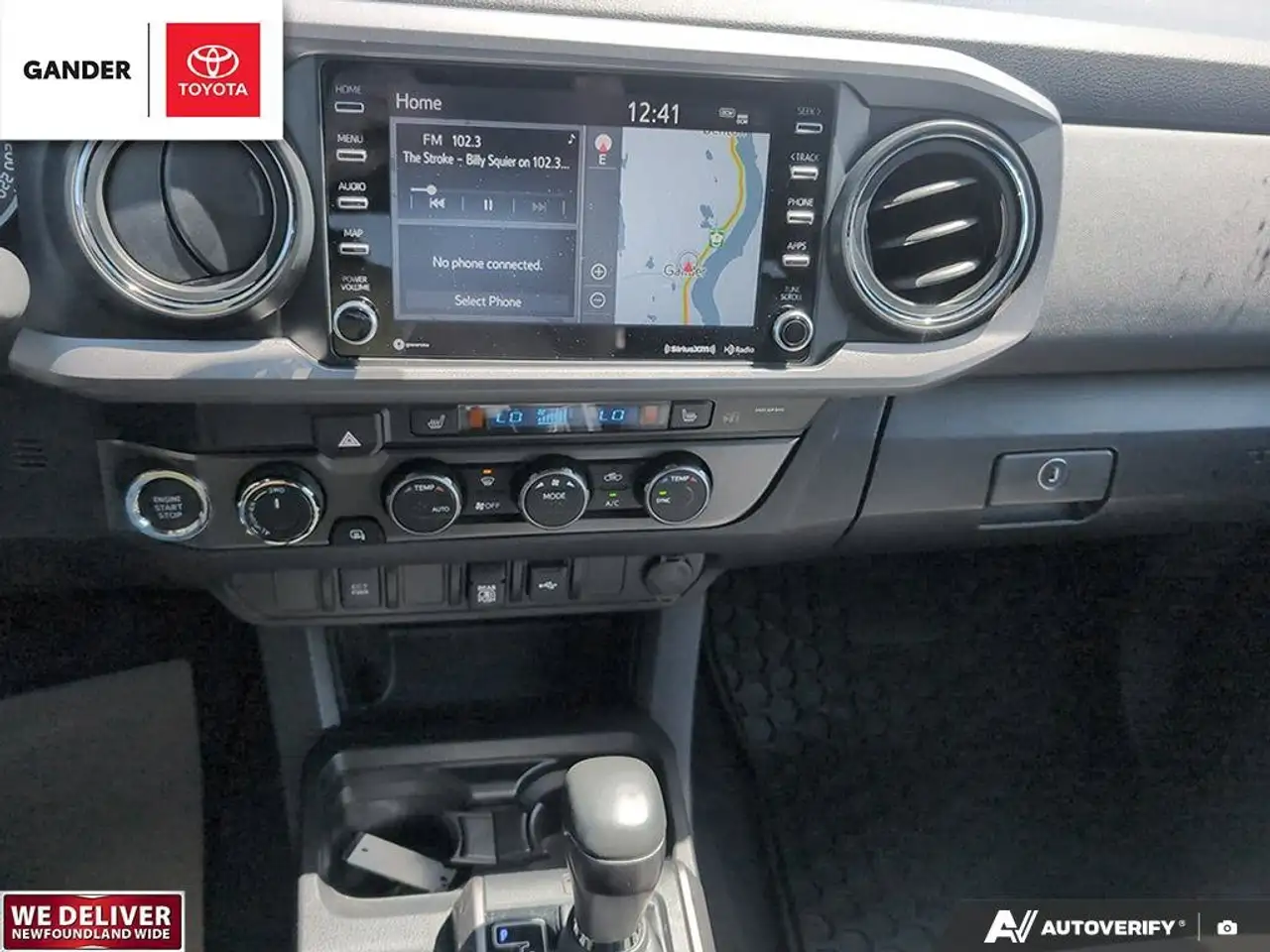 Toyota Tacoma photo Toyota Tacoma