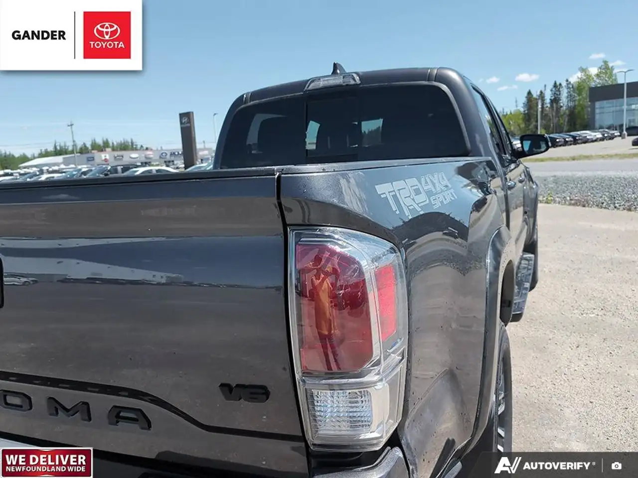 Toyota Tacoma photo Toyota Tacoma