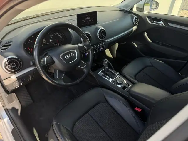 Audi A3 view 9