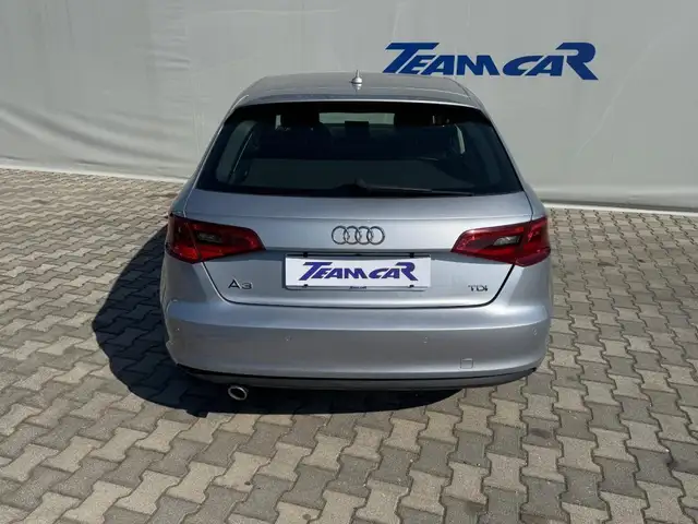 Audi A3 view 4