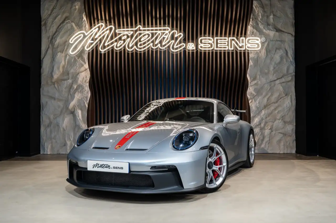 Porsche 992