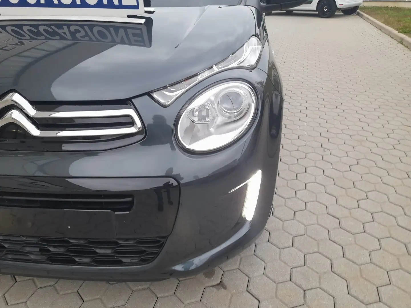 Citroen C1 C1 Airscape 5p 1.0 vti Shine s Grigio - 2