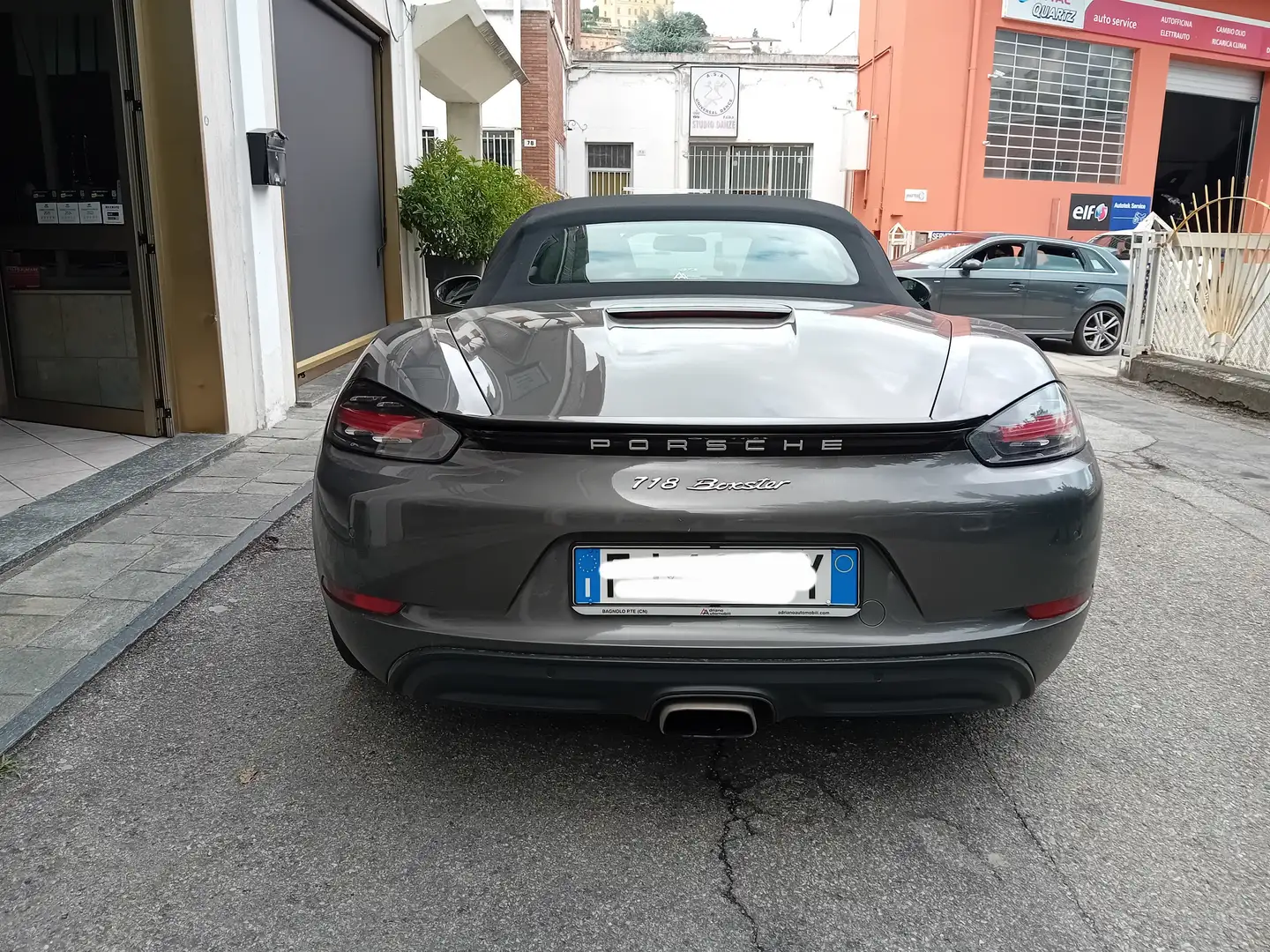 Porsche Boxster 718 Boxster IV 2.0 300cv pdk *STUPENDA* Grau - 2
