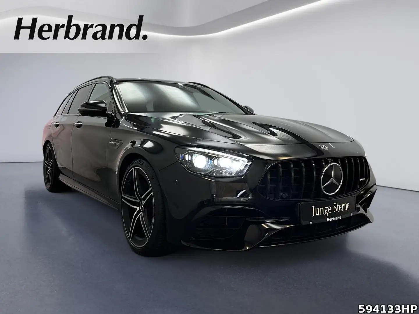 Mercedes-Benz E 63 AMG S 4M+ T  Night BURMESTER AHK Keramik Schwarz - 2