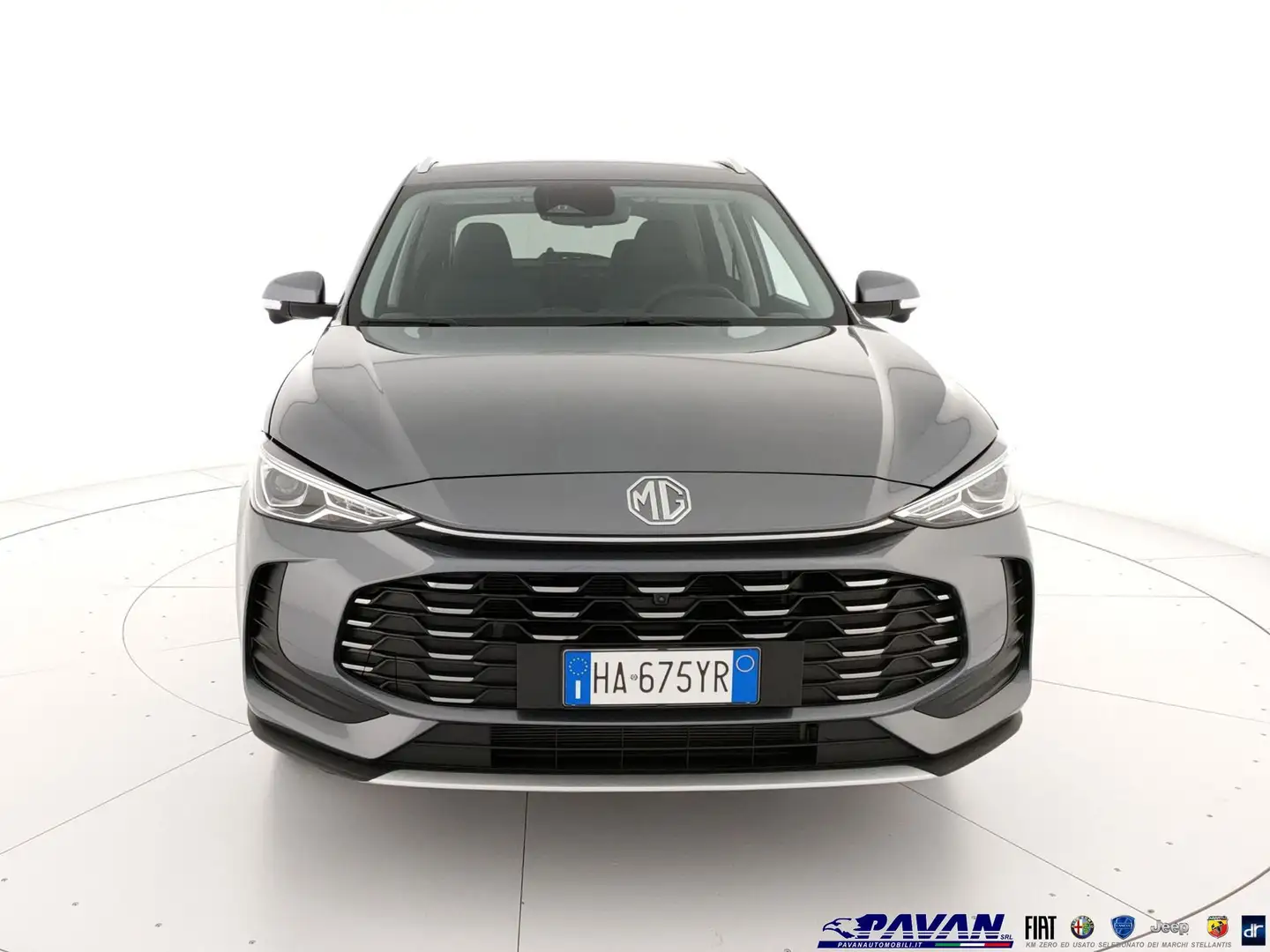 MG ZS 1.5 Hybrid+ Luxury Grau - 2
