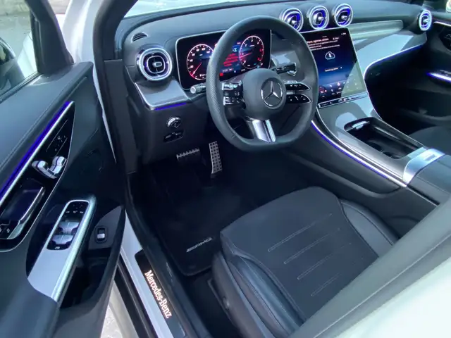 Mercedes-Benz GLC view 9