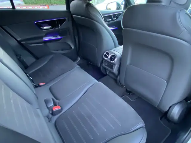 Mercedes-Benz GLC view 11
