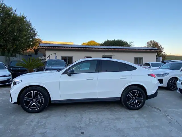 Mercedes-Benz GLC view 8